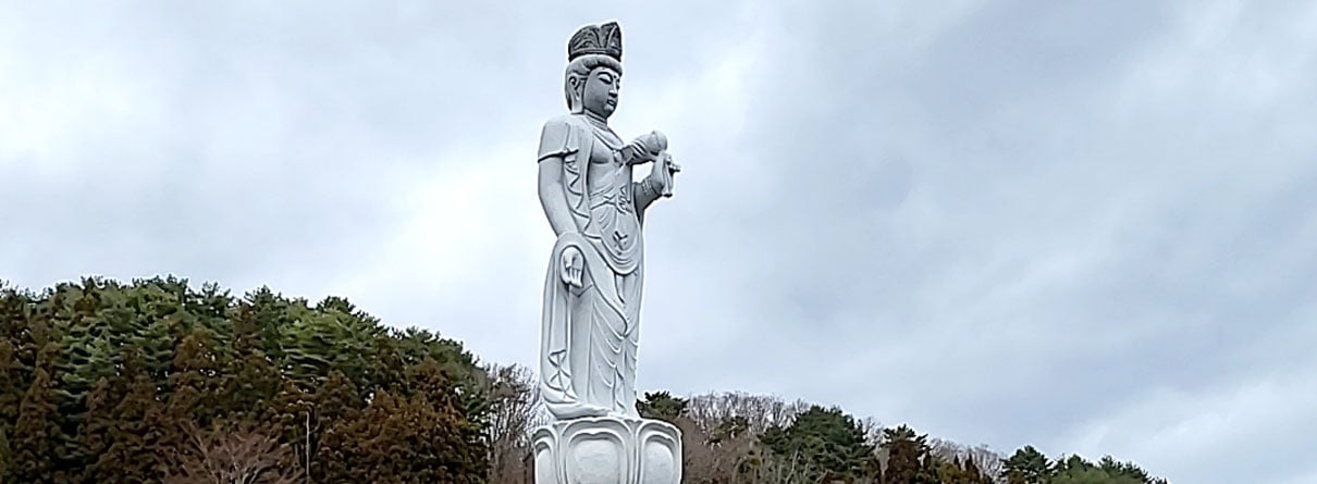 東日本大震災慰霊碑の建立